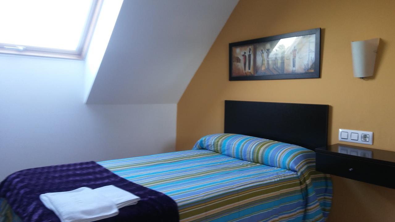 Hostal Restaurante Vial Ourense Dış mekan fotoğraf