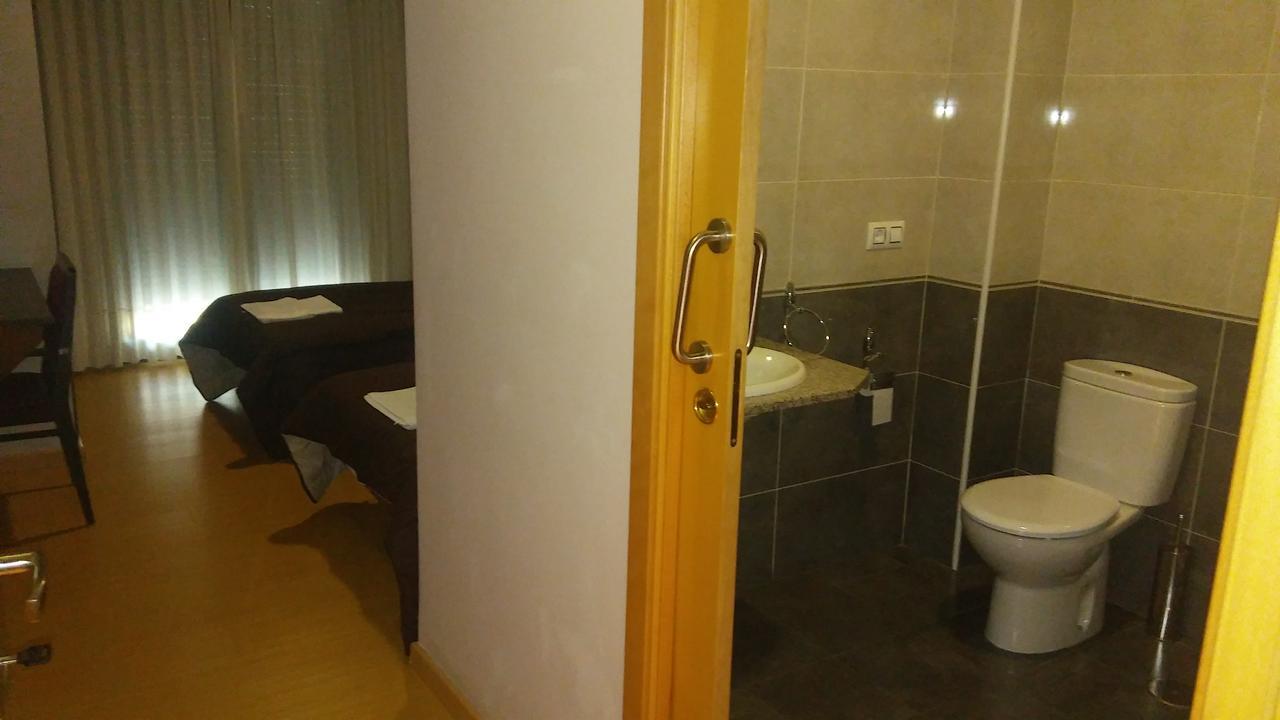 Hostal Restaurante Vial Ourense Dış mekan fotoğraf